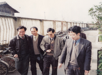 市委統(tǒng)戰(zhàn)部副部長(zhǎng)、市工商聯(lián)黨組書記盧建宇一行蒞臨我校